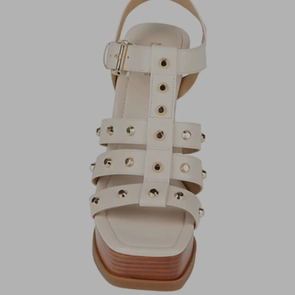 Women's Cream Platform Sandals - Picture 3 of 6